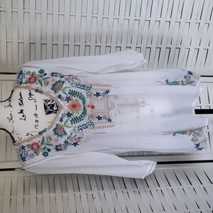 Johnny Was white rayon semisheer embroidery 3/4 sleeves tunic top size S